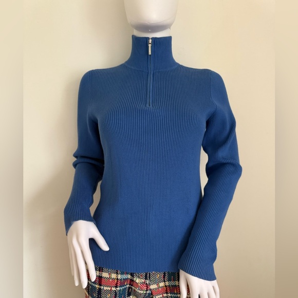 Excellent condition. Comfy fitted rib. - Picture 2 of 6